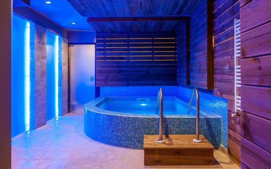 ולינגראד Мия 2 Deluxe Royal Spa מראה חיצוני תמונה